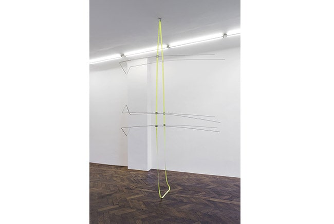 Sarah Pichlkostner, KUY calls KAY: "oh darling, we flying to the moon we need to save weight.", 2017, aluminium, silver plated glass, belt, metal suspension, 395 x 68 x 200 cm